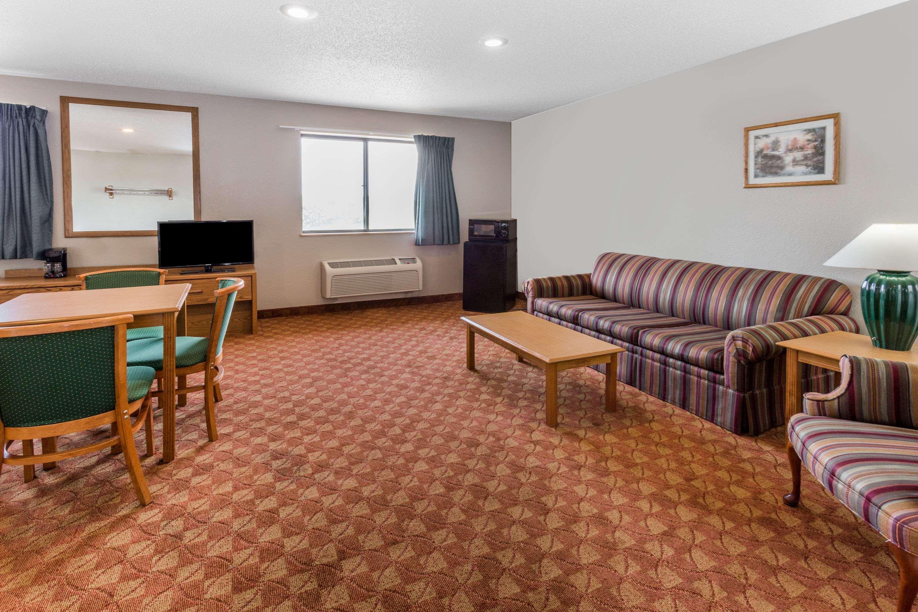 Super 8 By Wyndham St. Charles Saint Charles Exterior foto
